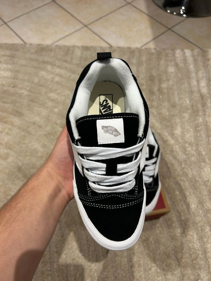 Paire de Vans Knu Skool femme - Taille 36.5 - photo numéro 3