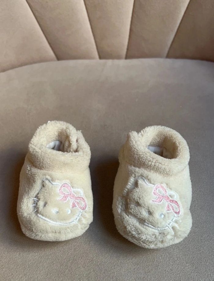 Lot 3 paires de chaussons bébé fille tailles 16 et 19 - Cadet Rousselle Hello Kitty Obaïbi - photo numéro 7