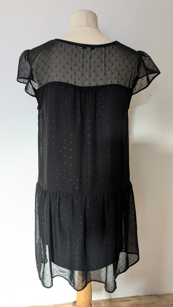 Robe noire - photo numéro 3