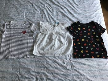 Lot 2 t-shirts et 1 tunique fille