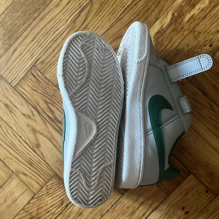 Chaussure nike - photo numéro 2