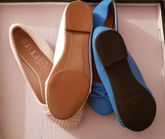 Lot Chaussures t.34 - photo numéro 3