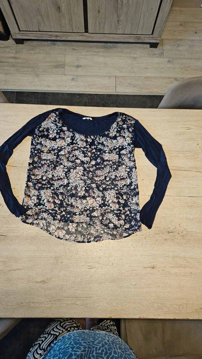 Blouse légère bleue à manches longues, motif fleuri, Aeropostale, taille L - photo numéro 2