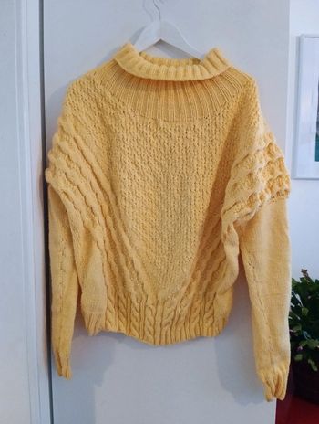 Pull jaune handmade taille 42 estimée