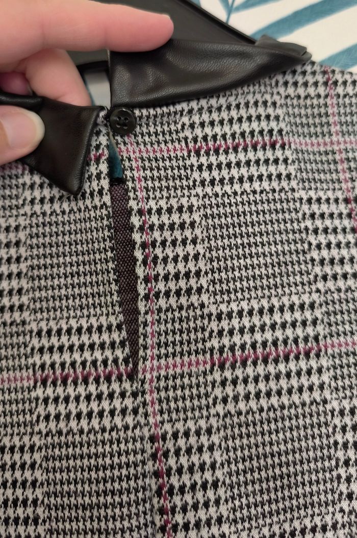 🌸 Robe à carreaux - In Extenso - 5 ans 🌸 - photo numéro 4