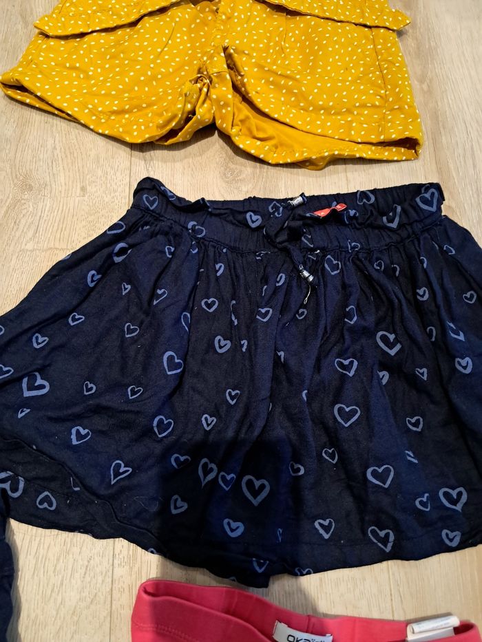 Lot de shorts et jupes neufs 5 ans - photo numéro 6