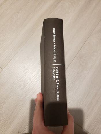 Livre Paris libéré, Paris retrouvé 1944-1949