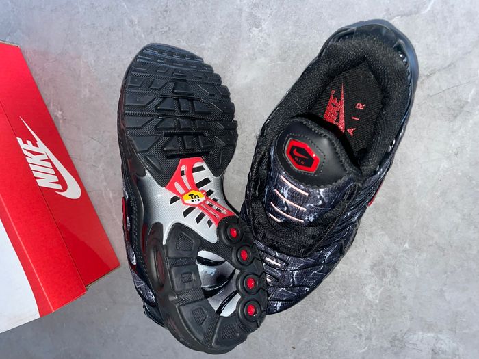 Nike TN Gris Rouge 43 - photo numéro 5