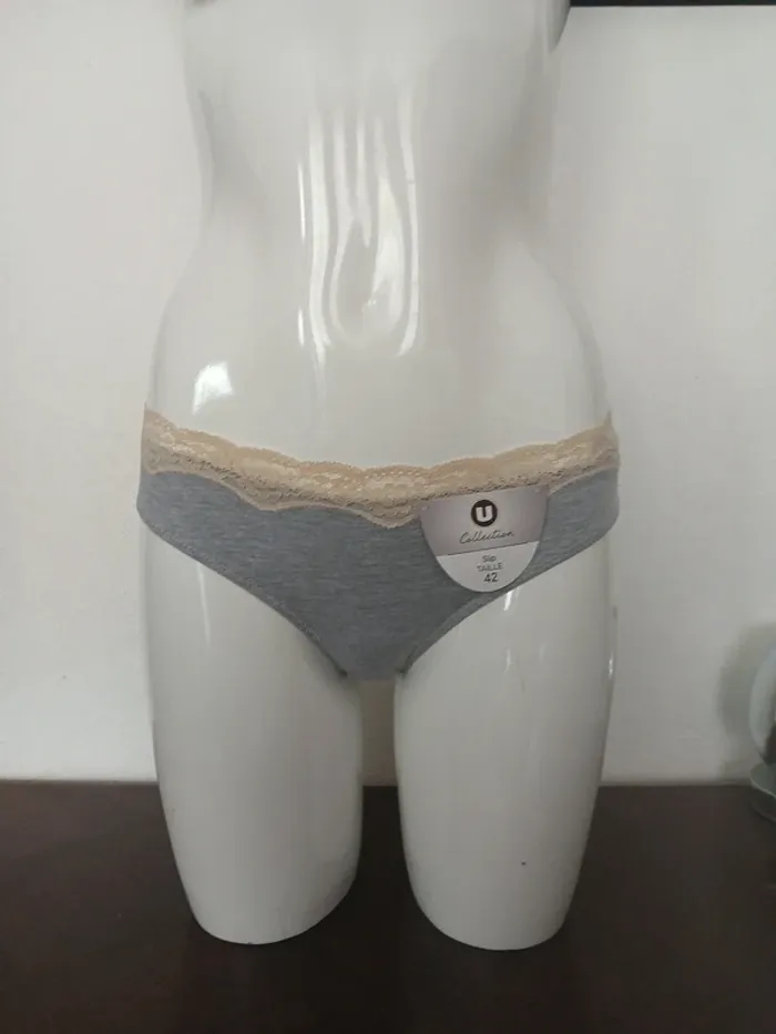 Slip taille 42