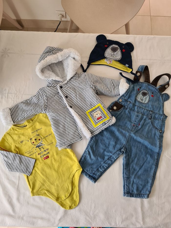 Très joli ensemble 4 pièces 9 mois la compagnie des petits