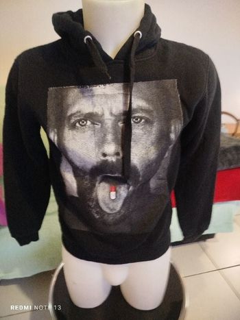 #kytieShomme. Sweat a capuche manches longues taille S