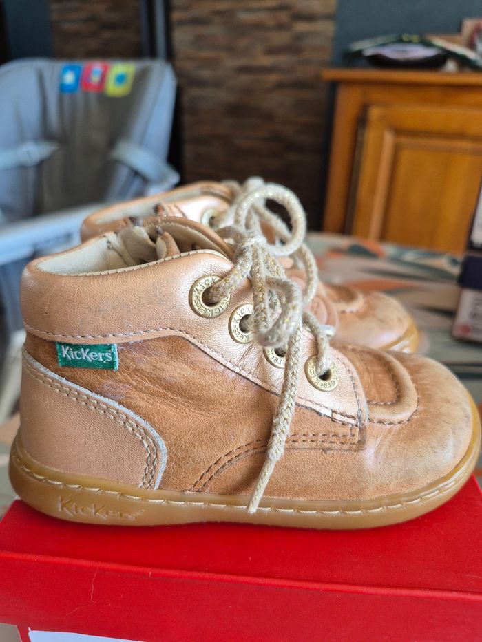 Chaussures kickers taille 22 - photo numéro 4