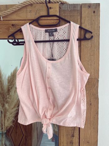 Débardeur femme rose avec dos broderie anglaise neuf 38