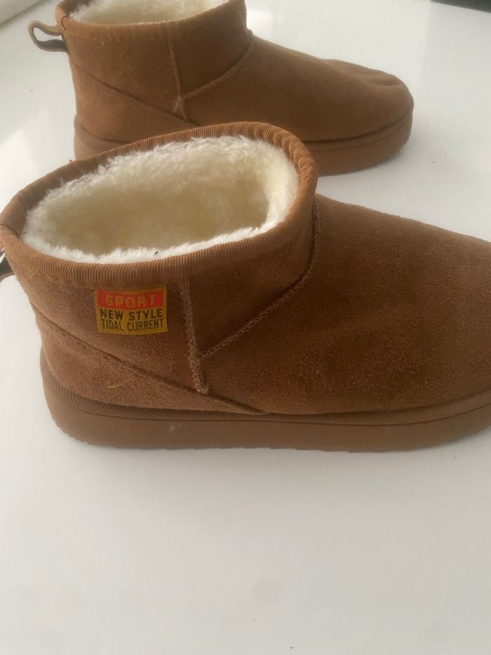 Bottes fourrées ( bien lire l’annonce ) - photo numéro 2