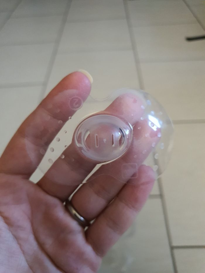 Bout de soins taille 2 mam avec boîte - photo numéro 2