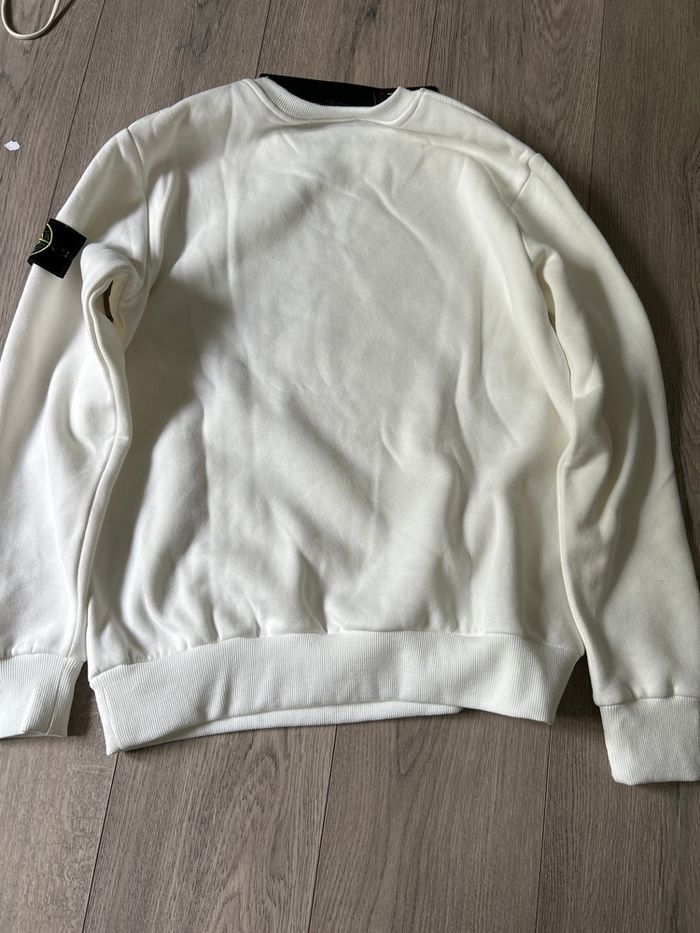 Pull stone island - photo numéro 2