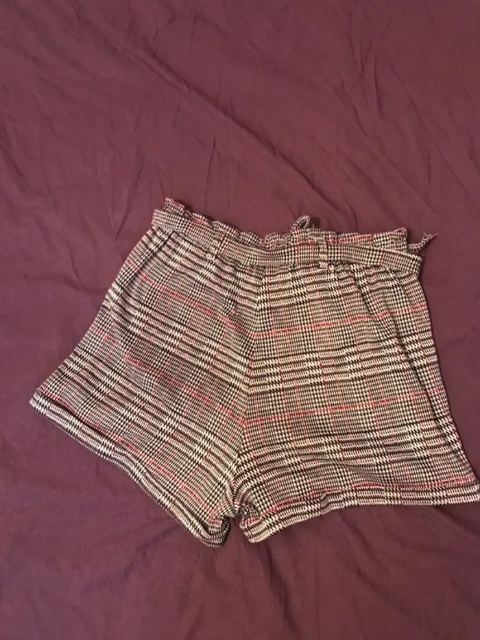 Short à carreaux - photo numéro 4