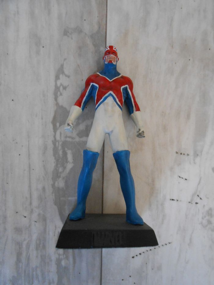 Figurine en plomb Marvel n°21 - Captain Britain