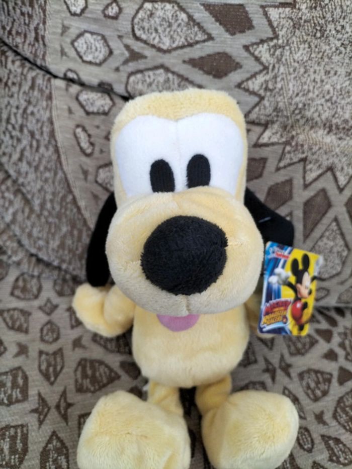 Peluche Disney junior - photo numéro 2