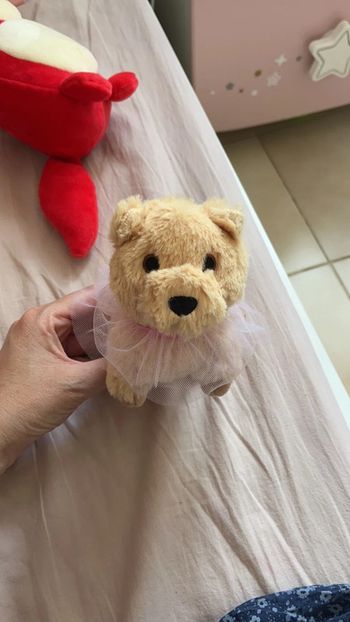 Petit chien peluche