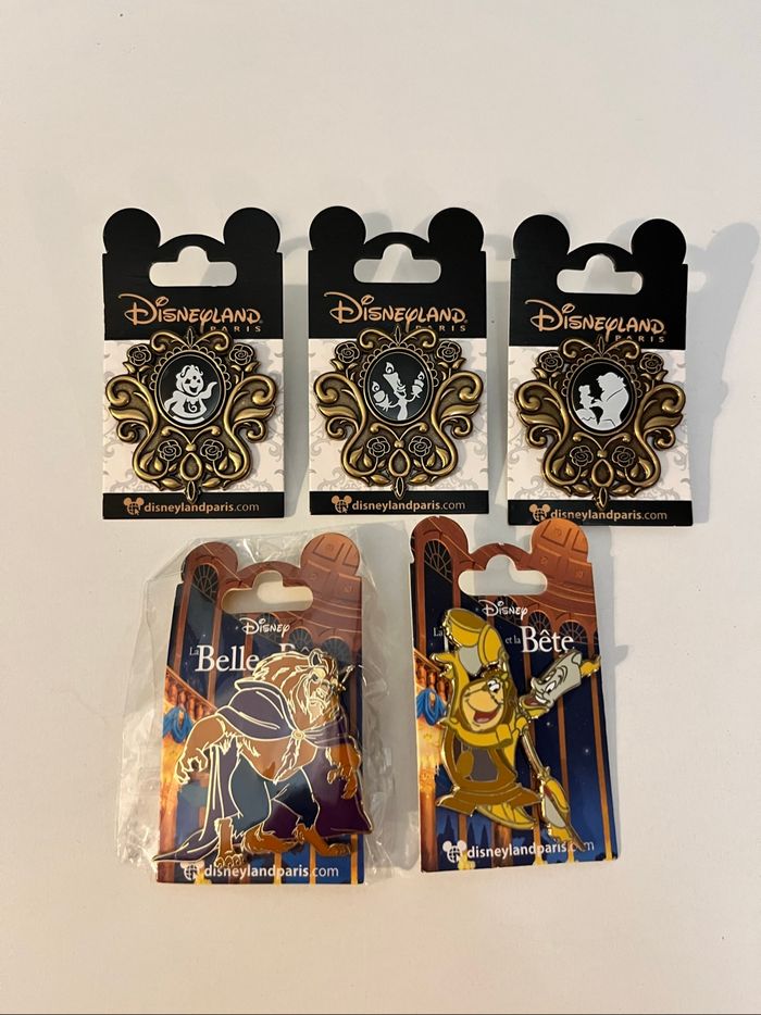 Lot 5 pin’s Disney la belle et la bête
