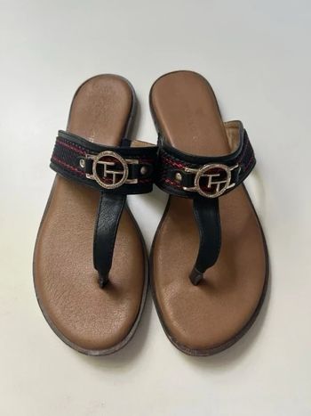 Claquettes/ Tong t.38