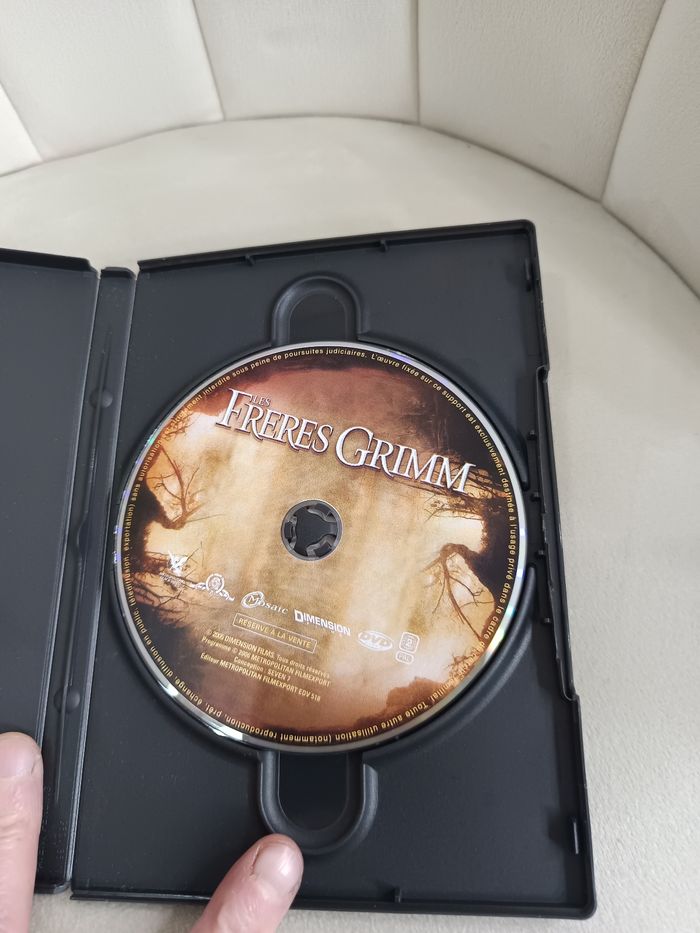 Dvd " Les frères Grimm " - photo numéro 4