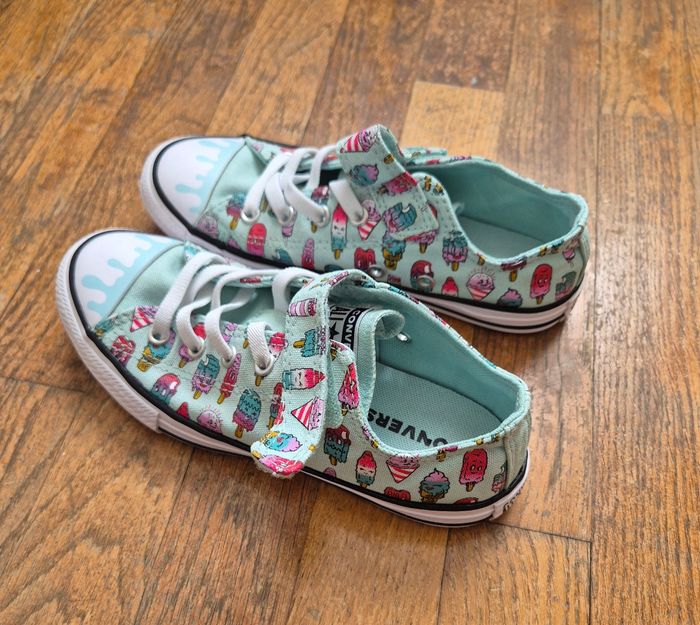 Converse Chuck Taylor basse fille bleu clair motif glaces taille 33.5 - photo numéro 2