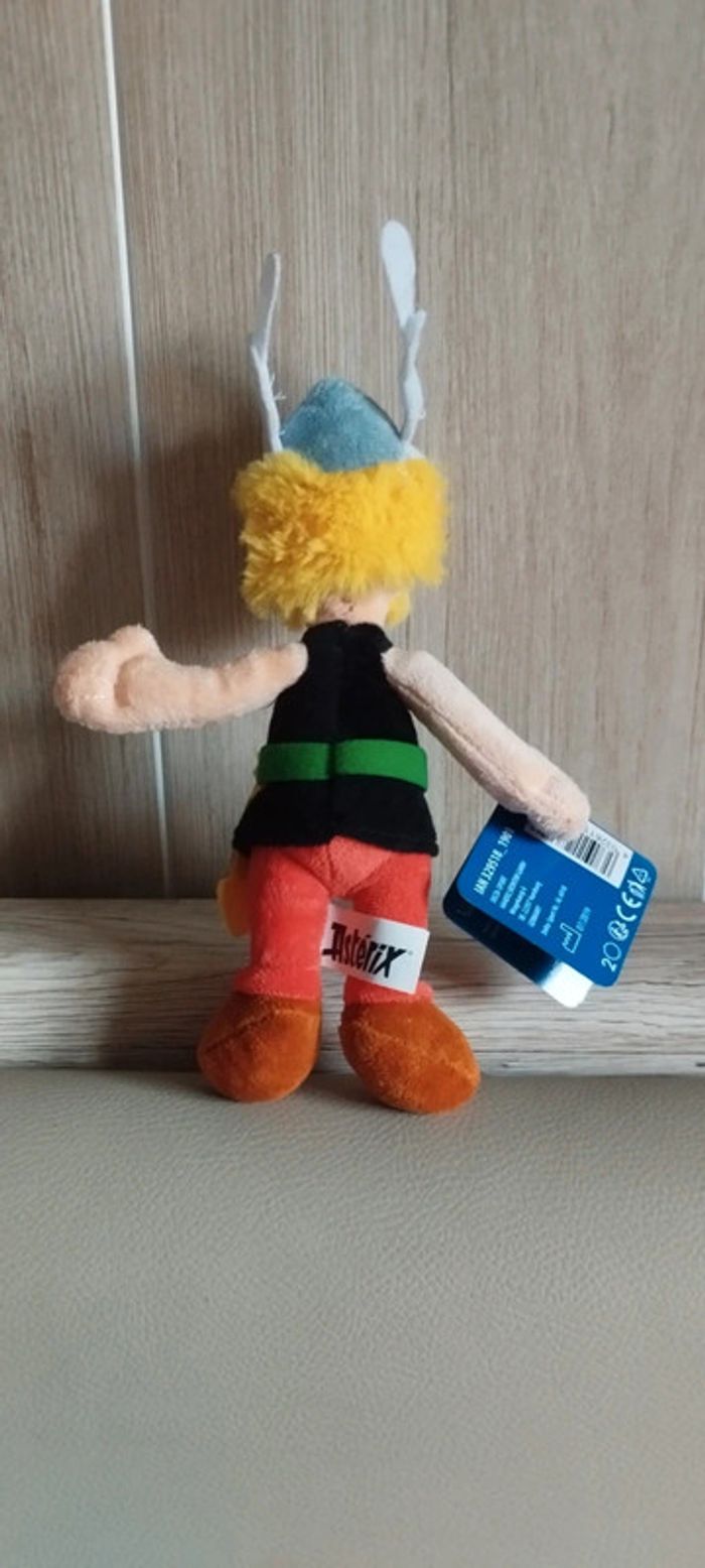 Peluche Astérix 20 cm - photo numéro 2