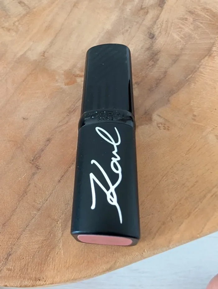 Rouge à lèvres L'Oréal Kultured collection Karl Lagerfeld - photo numéro 4