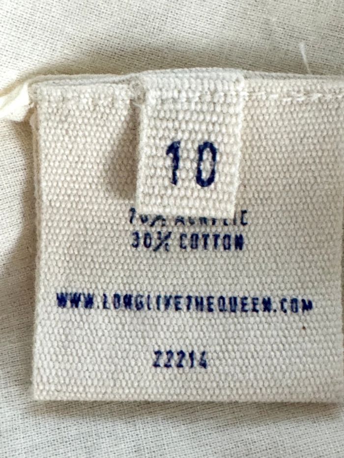 Veste sans manches, gilet blanc (neuf) Longlivethequeen Taille 10 ans - photo numéro 3