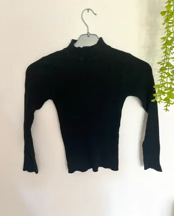 Très beau pull à Cole roulé pour femme