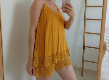 Combishort moutarde ample avec dentelle H&M taille 36