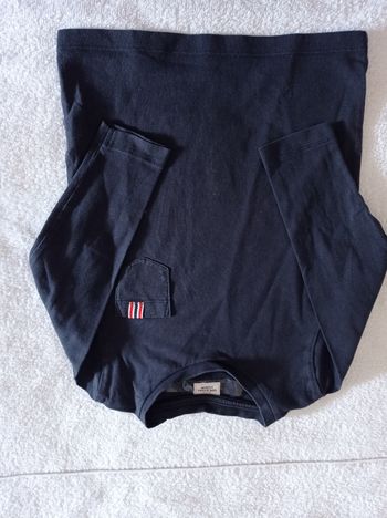 Polo à manches longues couleur bleu foncé marque tape à l'oeil âge 3 ans 96 cm voir photos