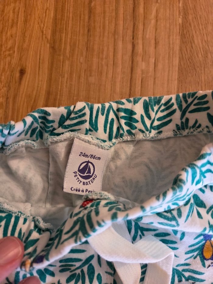 Short Petit Bateau 24 mois - photo numéro 2