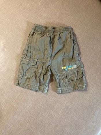 Short cargo kaki bébé – 12 mois – 100% coton