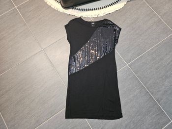 Robe h&m taille 146.152