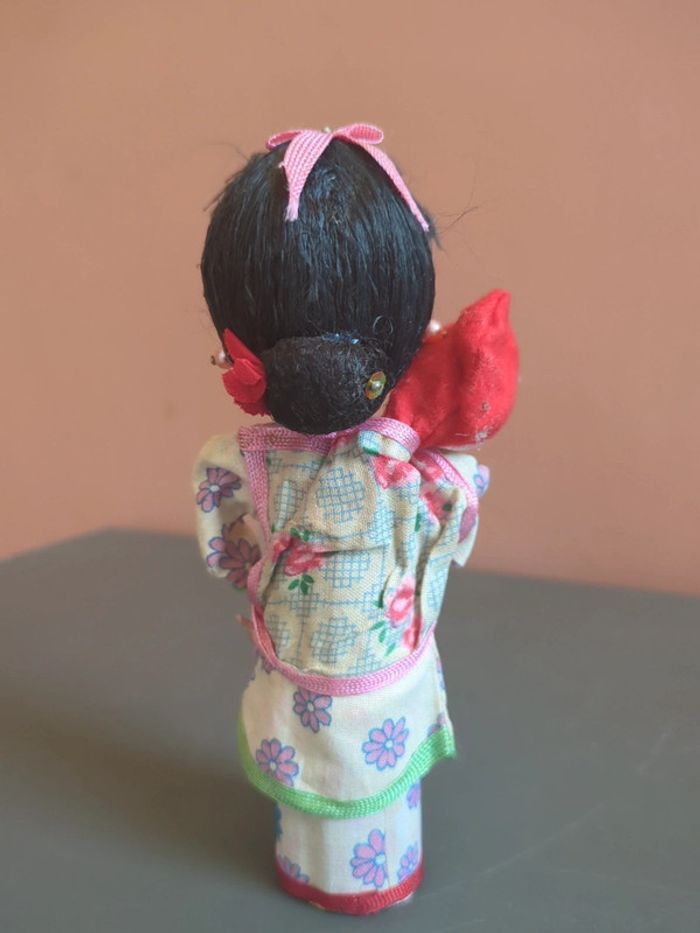 poupée japonaise - photo numéro 3