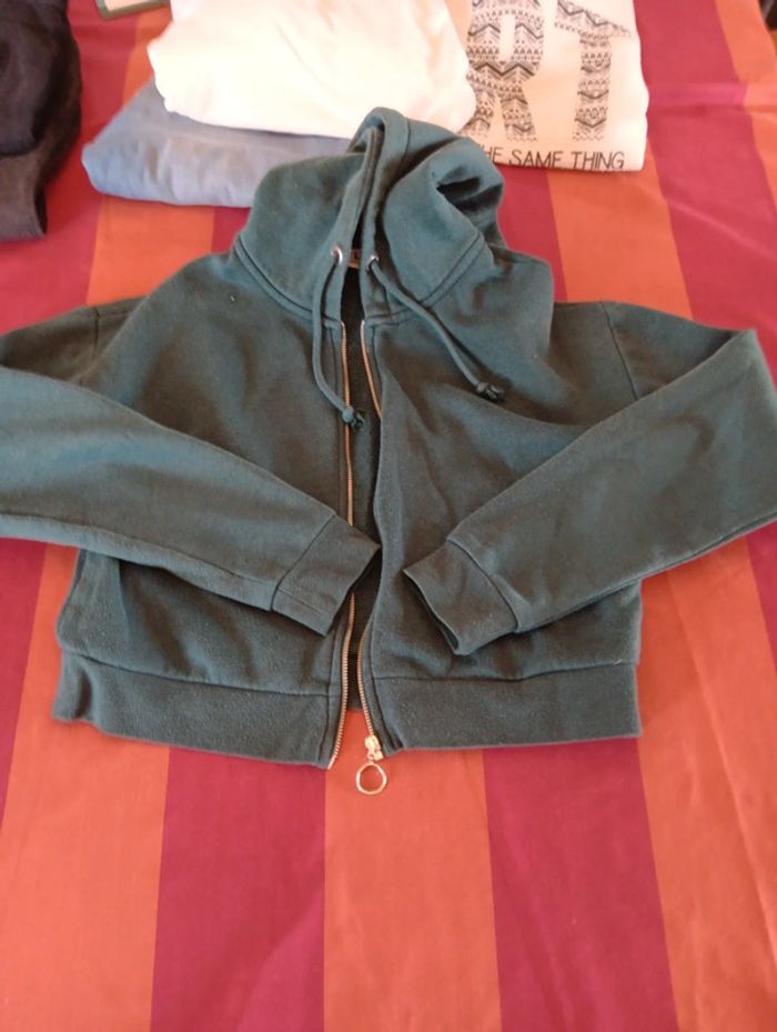 Lot de pantalons et pulls - photo numéro 8