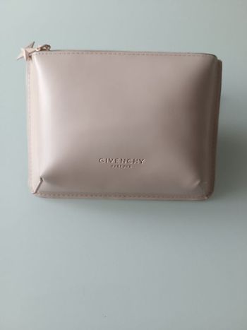 Pochette Givenchy