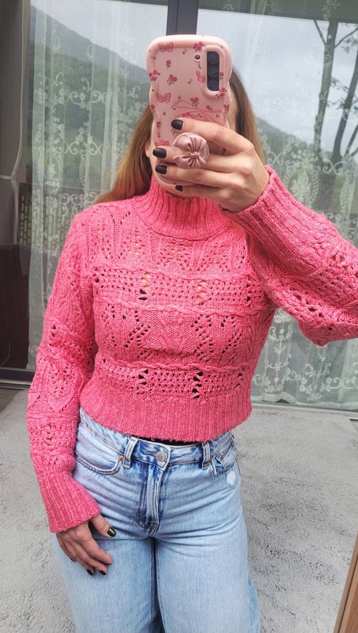 Pull Court Rose