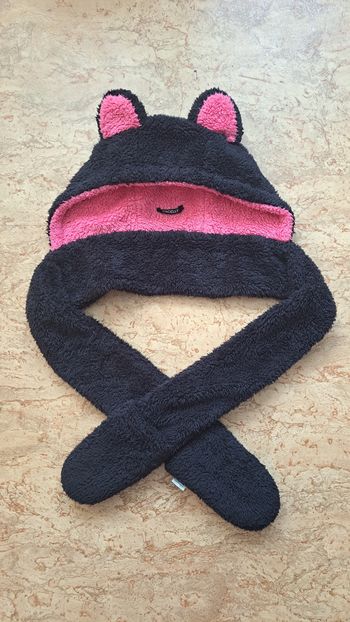 Bonnet écharpe et moufles 3 en 1