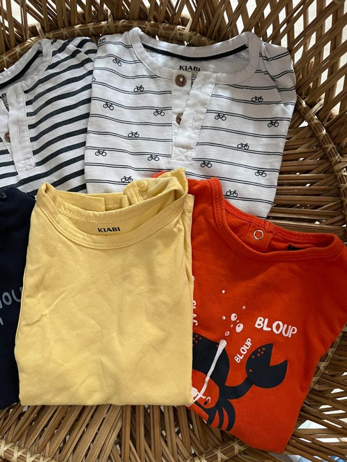 Lot de 4 tee-shirts + 1 débardeur taille 24 mois - photo numéro 3