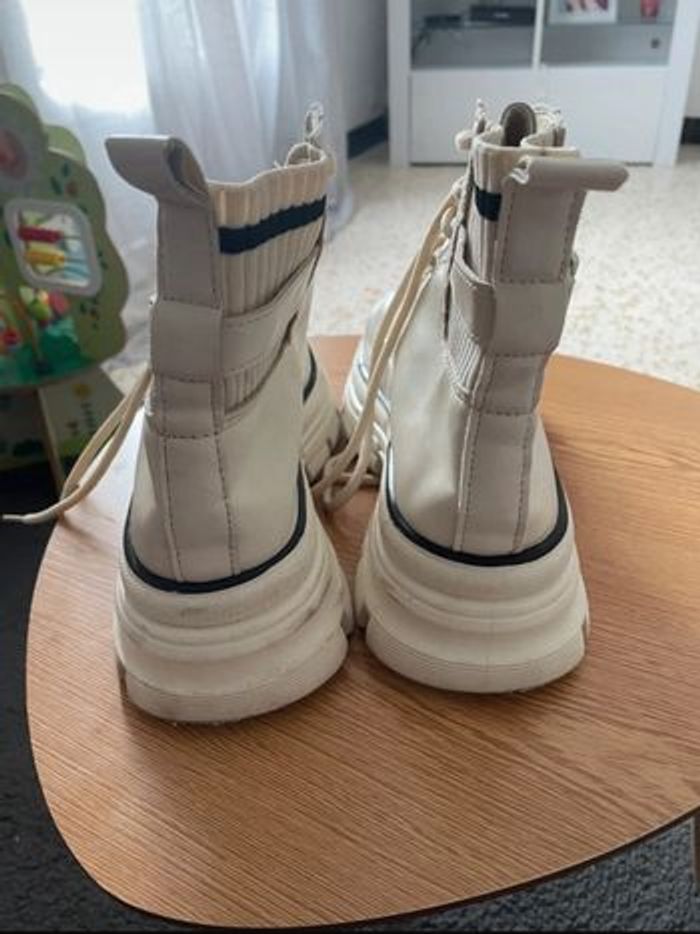 Paire de bottine à lacet taille 38,5 - photo numéro 4