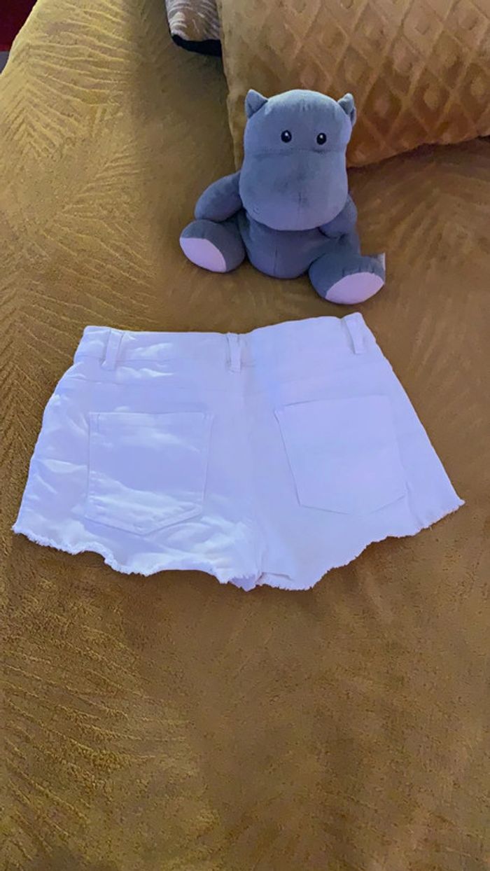 Short taille Xs/34 - photo numéro 2