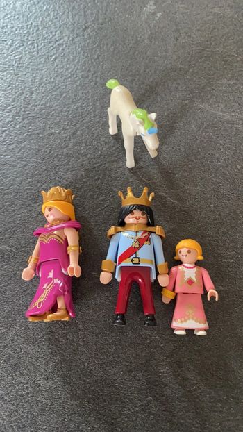 Famille royale playmobil