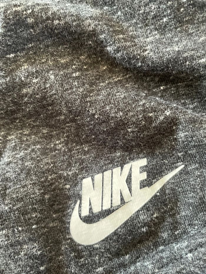 Short Nike gris foncé moucheté 11/12ans - photo numéro 4