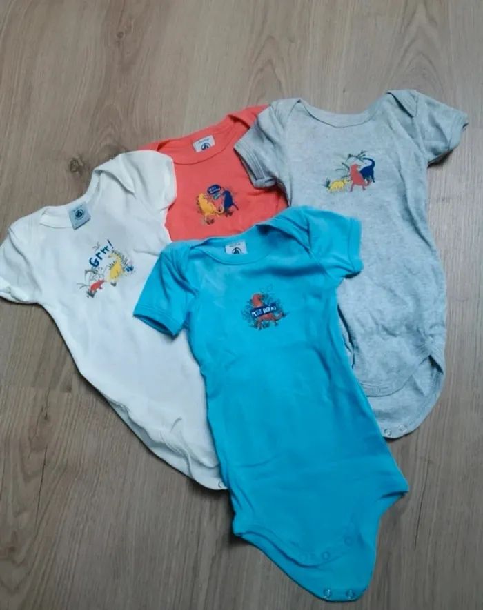 Lot bodies MC Petit Bateau