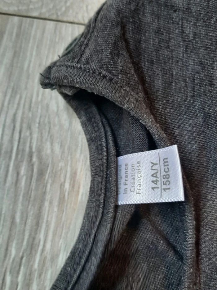 T shirt gris, manches longues, avec dessin de cerise, Okaidï, 14 ans, nickel - photo numéro 4