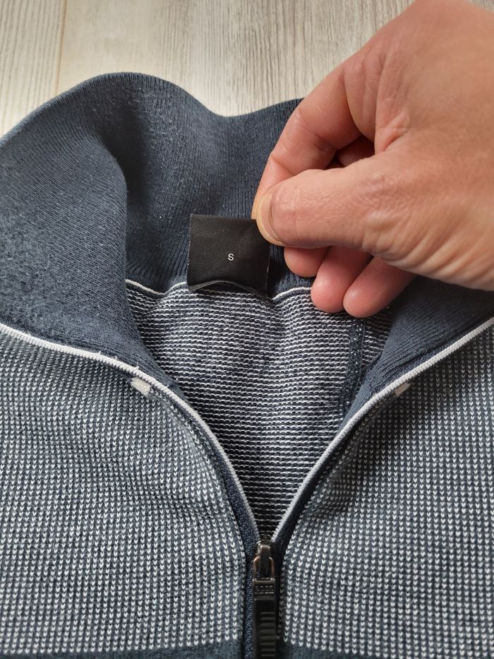 Sweat Hugo Boss bleu marine – Taille S – Quart Zip Coton Stretch – Très bon état - photo numéro 3